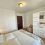 Fuer 6 Personen- 150m Vom Entfernt By Interhome *