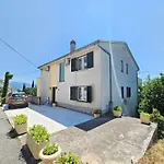 아파트 Fuer 6 Personen- 150m Vom Entfernt By Interhome