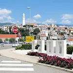 Appartamento Fuer 6 Personen- 150m Vom Entfernt By Interhome *