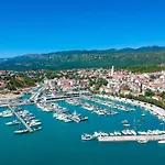 Fuer 6 Personen- 150m Vom Entfernt By Interhome Appartamento Novi Vinodolski