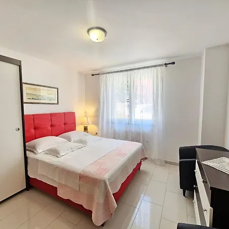 Apartmán Fuer 6 Personen- 150m Vom Entfernt By Interhome Novi Vinodolski