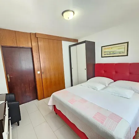 Apartmán Fuer 6 Personen- 150m Vom Entfernt By Interhome *