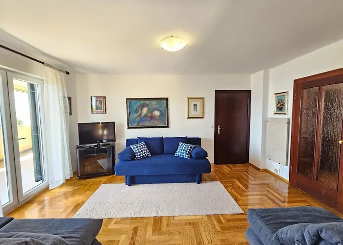 Fuer 6 Personen- 150m Vom Entfernt By Interhome *