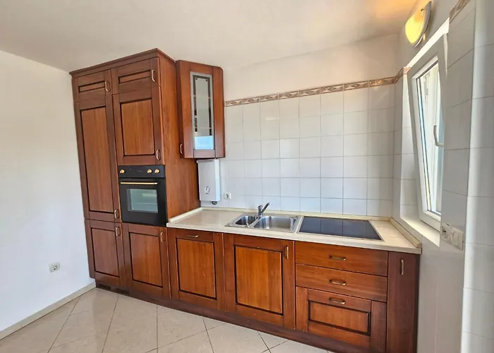 Fuer 6 Personen- 150m Vom Entfernt By Interhome * Novi Vinodolski